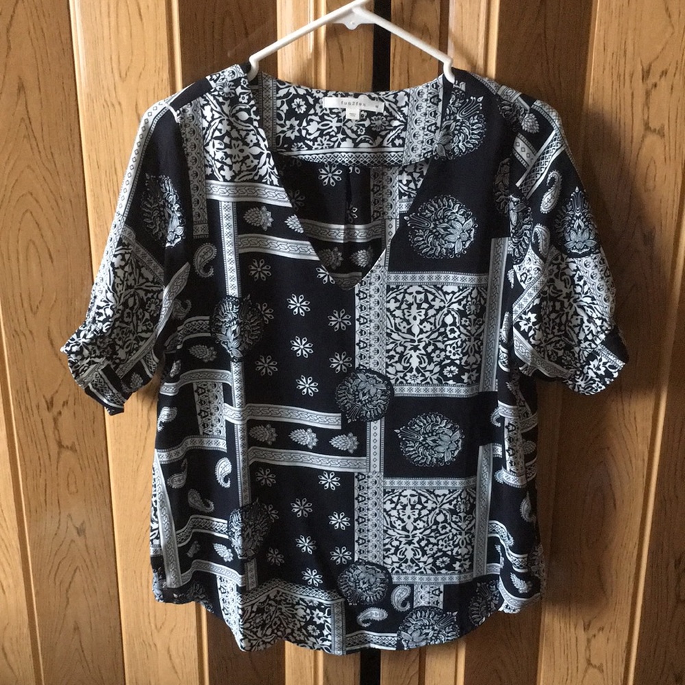 Fun2Fun Lyria Ruffle Sleeve Blouse Size Medium